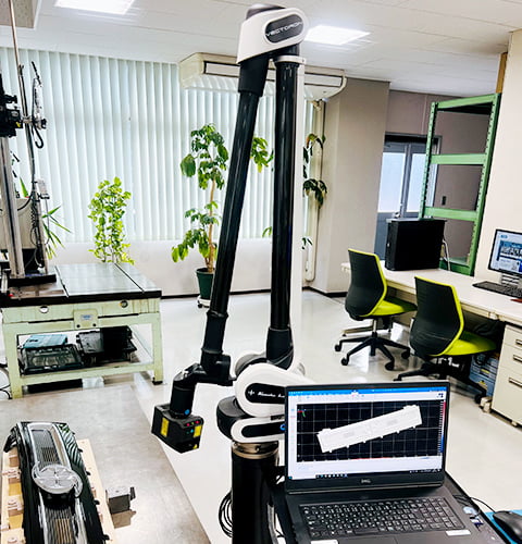 VECTORON VMC8000シリーズアーム型多関節3次元測定機